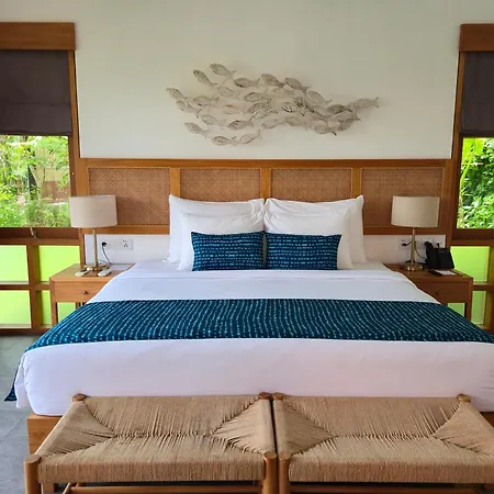 Deep Roots Dive & Yoga Resort